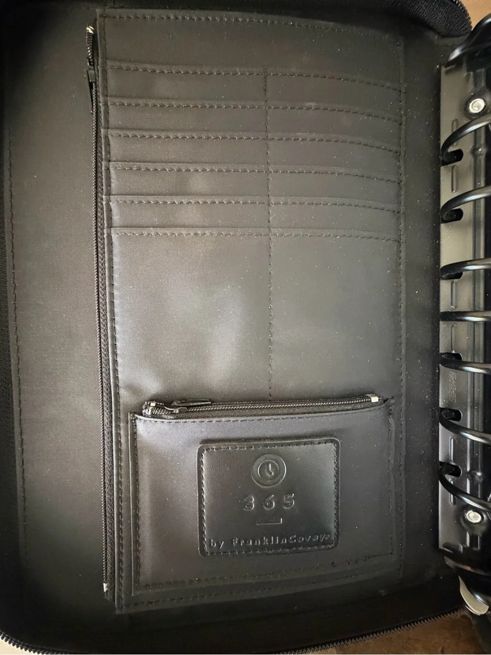 VTG Franklin Covey Black Leather Zippered 365 7 Ring Planner Amazing Condition